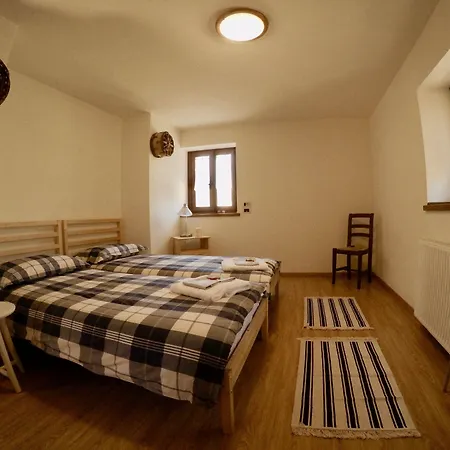 4lander House Balins *
