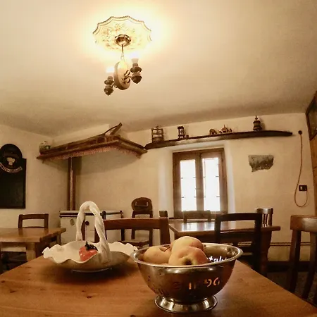 4lander House Balins בית הארחה