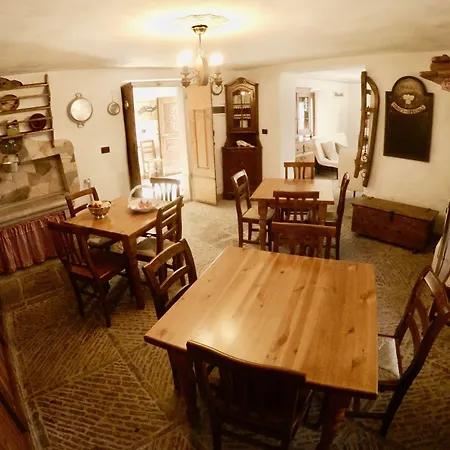 בית הארחה 4lander House Balins *